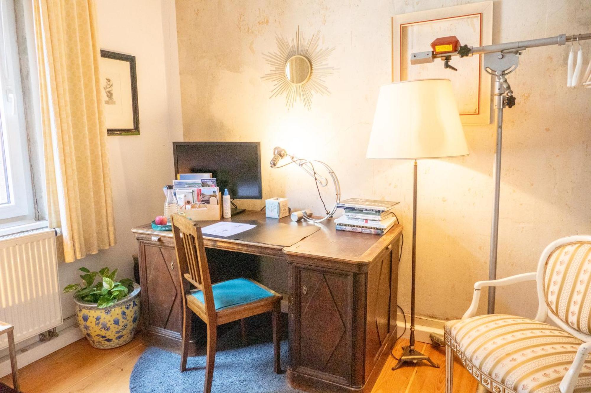 Zimmer In Kuenstlerwohnung Štutgart Exteriér fotografie