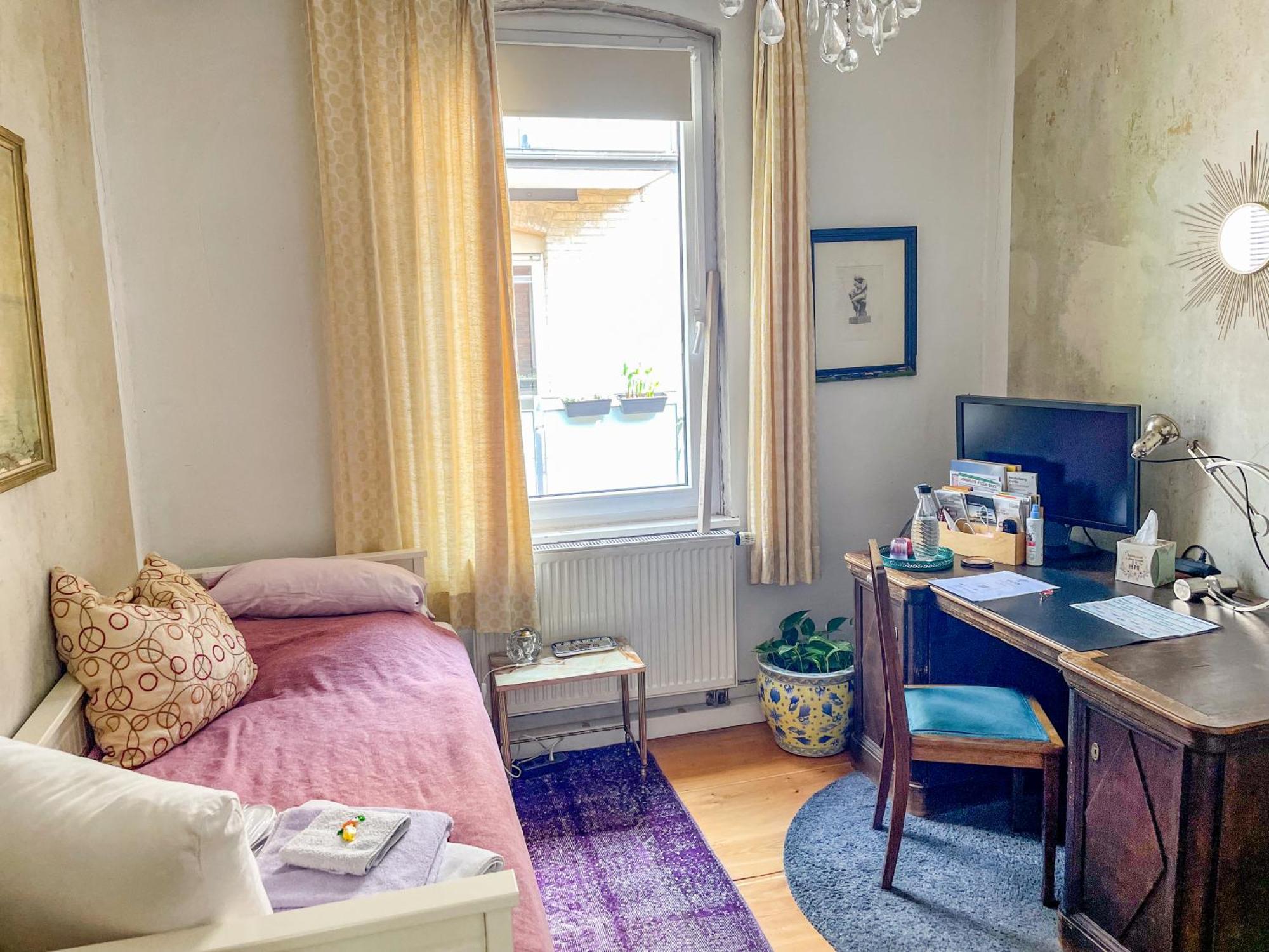 Zimmer In Kuenstlerwohnung Štutgart Exteriér fotografie